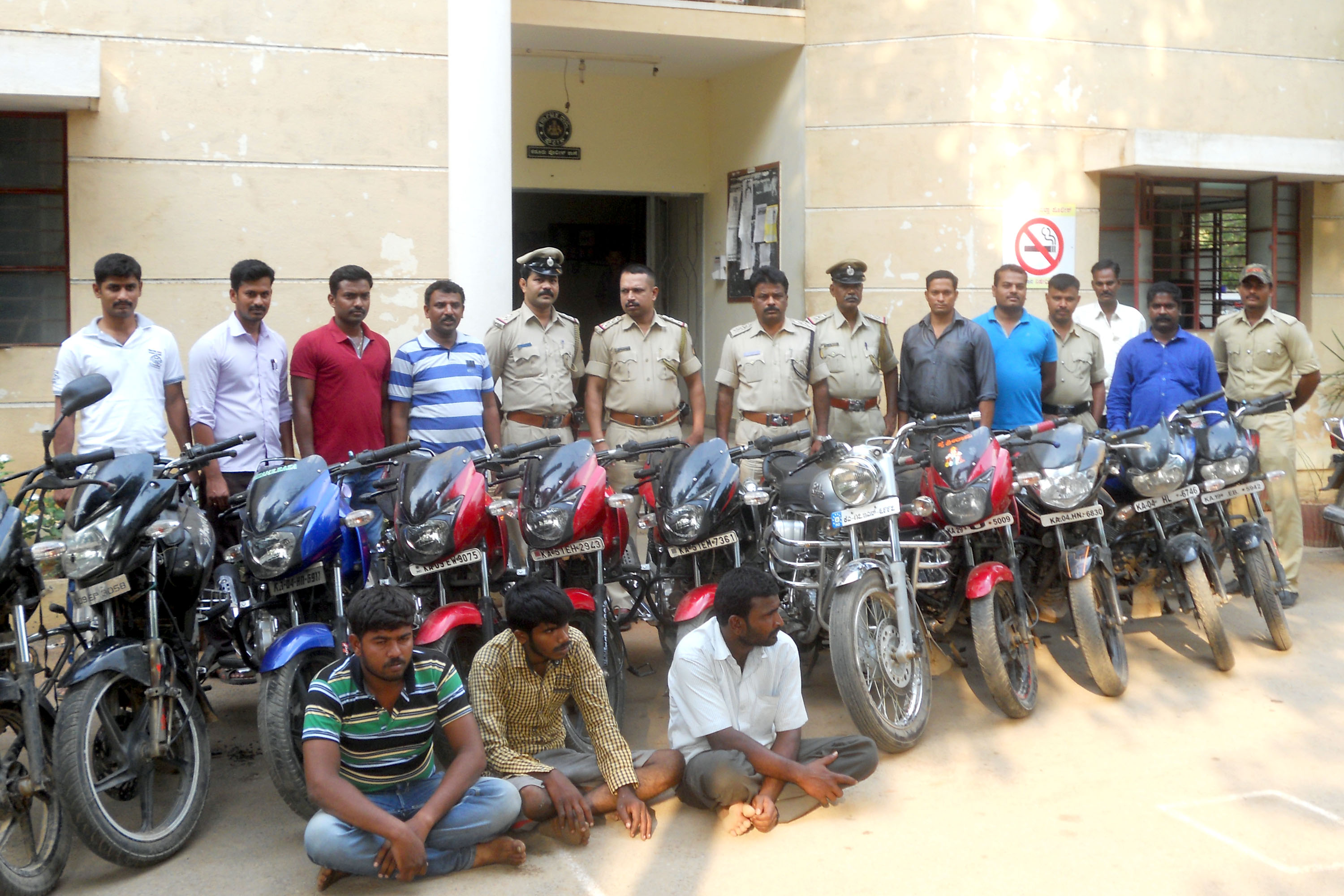 ದ್ವಿಚಕ್ರ ವಾಹನ ಕಳವು ಪ್ರಕರಣ: ಮೂವರ ಸೆರೆ, 39 ಬೈಕ್‌ಗಳ ವಶ